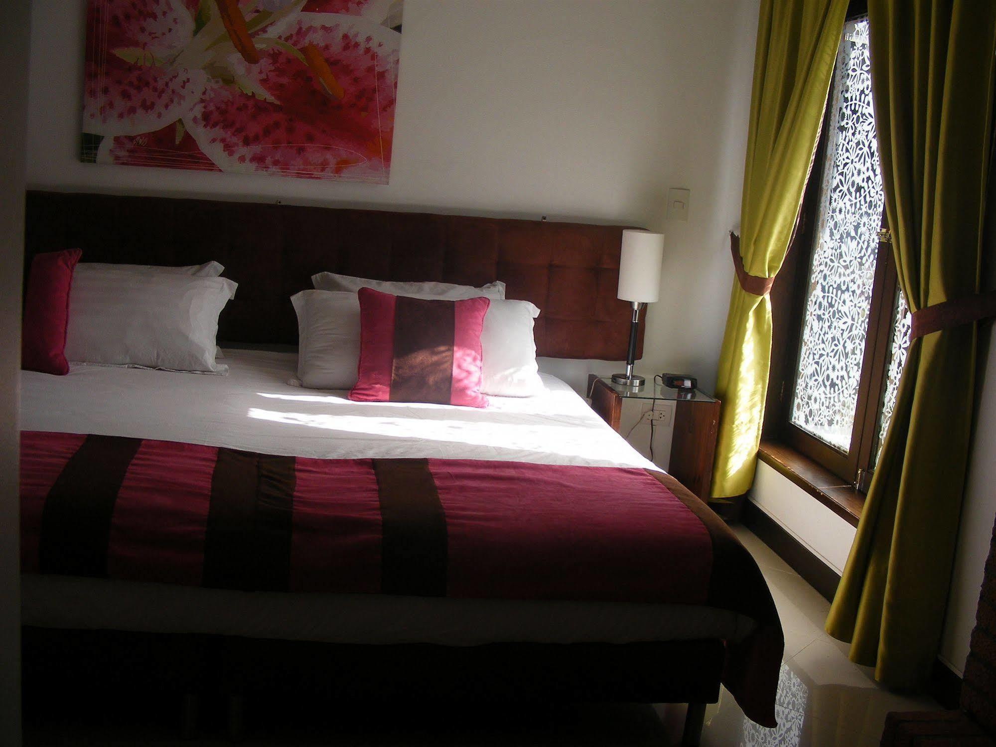 Las Rosas Hotel Boutique Медельин Экстерьер фото